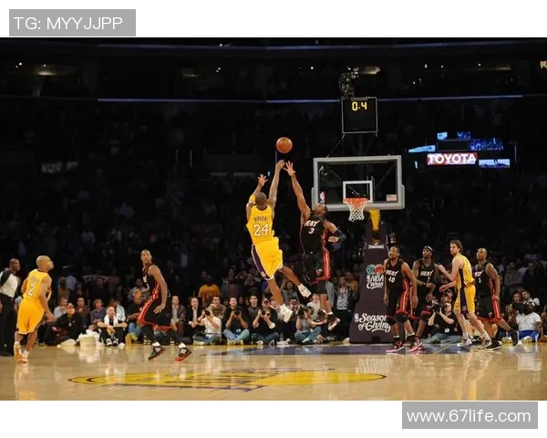 07年科比带领湖人对决开拓者的经典对抗赛回顾与分析 07年科比带领湖人对决开拓者的经典对抗赛回顾与分析